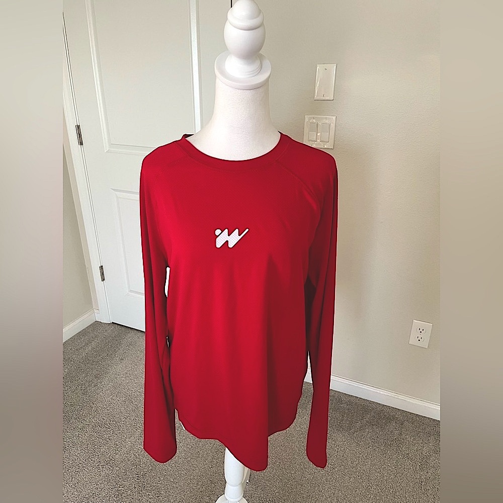 NWOT Without Walls Mens Red Longsleeve Shirt Size Medium